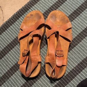 Women’s Chaco Tan Leather Z1 Sandals